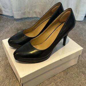 Nine West black pumps - 8.5.